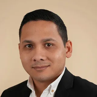 Dr. Holidey Cano